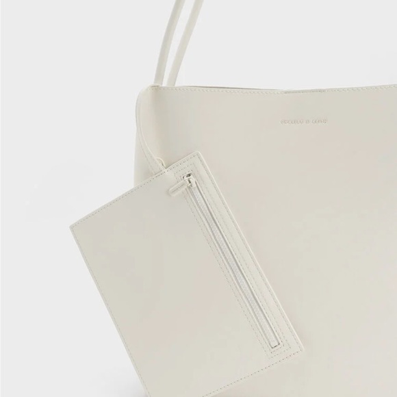 COPY - COPY - Charles and Keith leia tote bag- BRAND NEW WITH TAGS - Picture 3 of 11